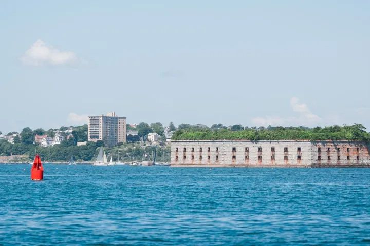 Lighthouse boat tour