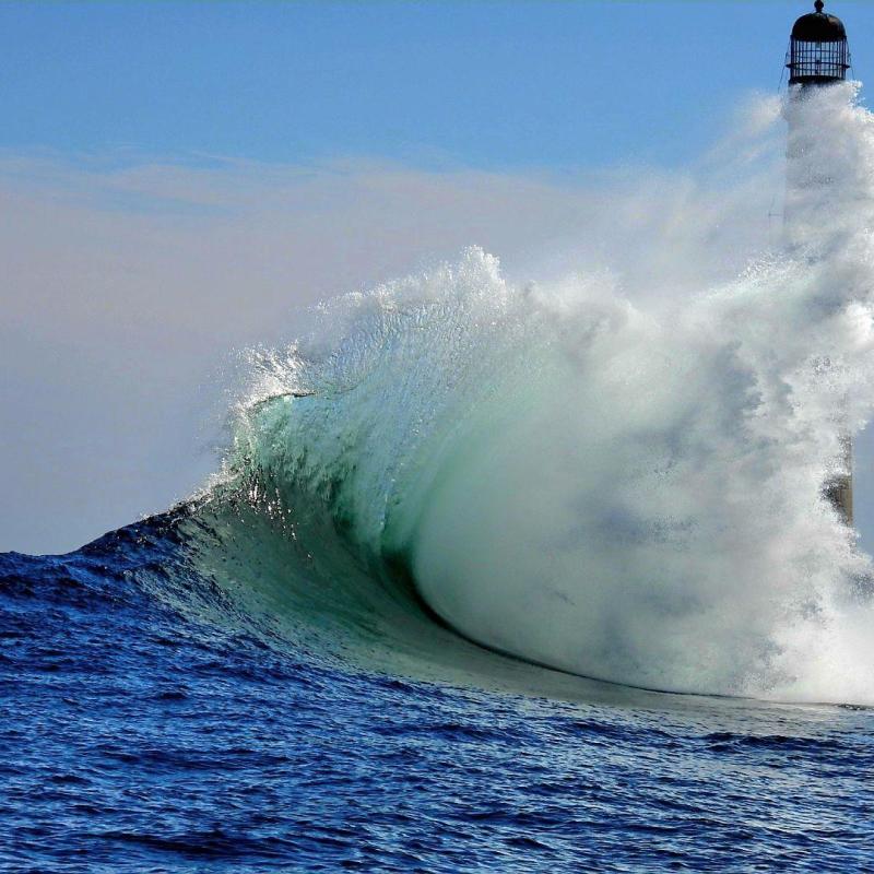 Lighthouse boat tour